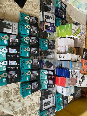 Vente d'accessoires de téléphones - 2