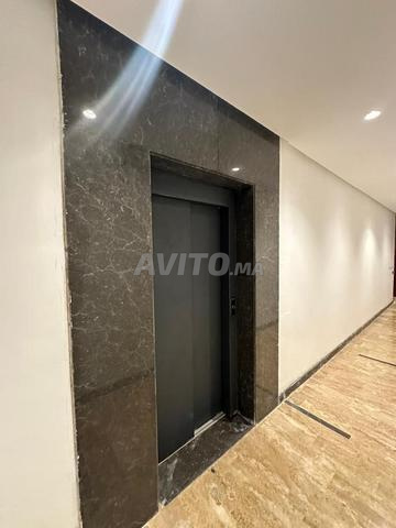 Appartement neuf meublé à louer à Dar Bouazza