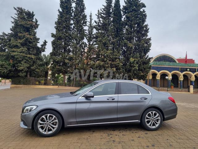 مرسيدس سي كلاس 220، مالك أول، أوتوماتيك - 2