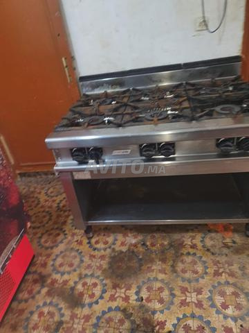 موقد طهي احترافي يعمل بالغاز إيطالي - 2