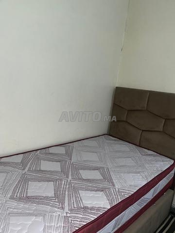 Cadre de lit avec matelas - 2