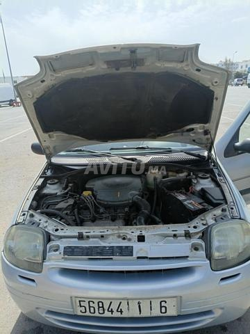 Renault Clio 2 Classique - 2