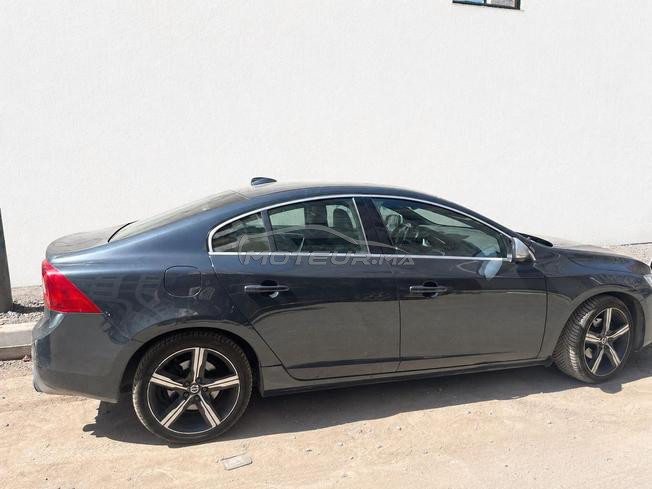 VOLVO S60 R Design