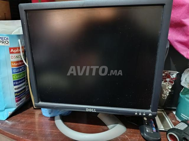 Écran Dell très bon état. Bon prix.