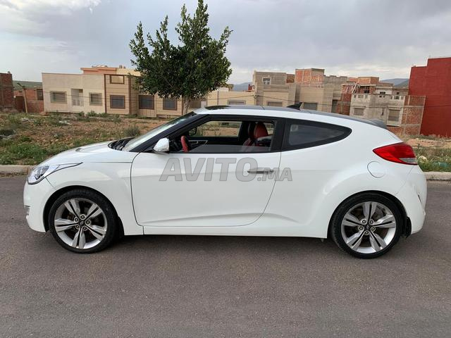 Hyundai Veloster - 2
