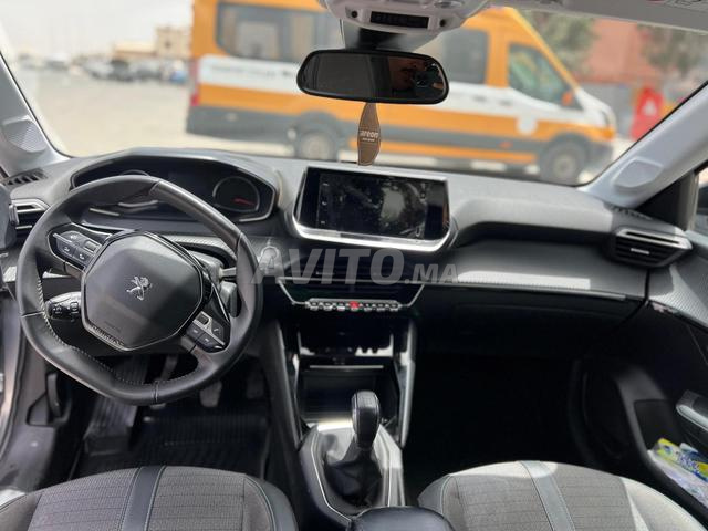 Peugeot 208 Diesel Manuelle 2023 à Dakhla - 2
