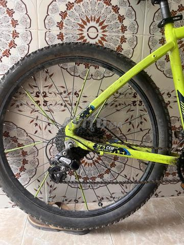 Vélo en bon état, pneu arrière un peu usé - 2