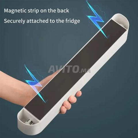 LIVRAISON 0dh - Distributeur plastique - 2