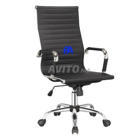 Fauteuil en simili cuir élégant / vestiaire - 2