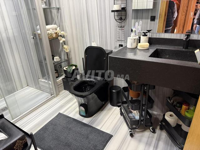 شقة للبيع في الطوابق العليا مطلة على البحر - 2