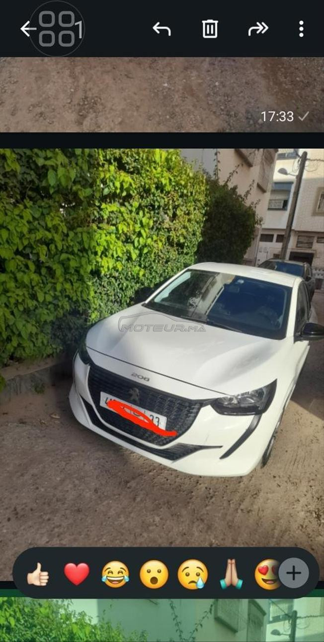 peugeot 208 tilila