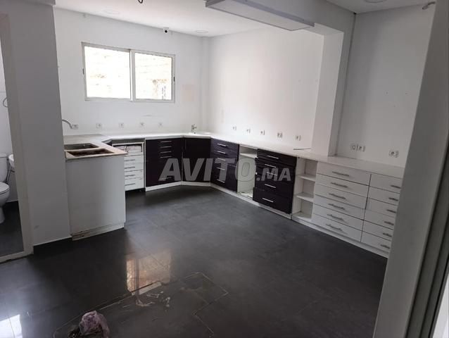 Bureau à Louer au quartier Akkari - 2