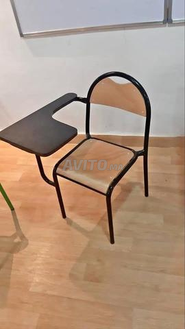 Chaise avec bras écritoire / Vestiaire - 2