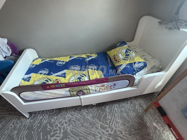 سريران قابلة للتمديد مع مراتب IKEA - 2