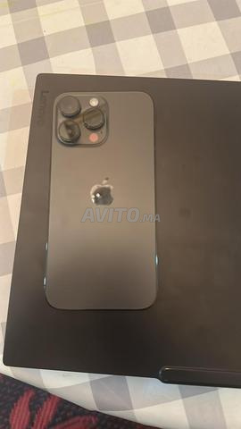 iPhone 14 Pro Max propre - 2