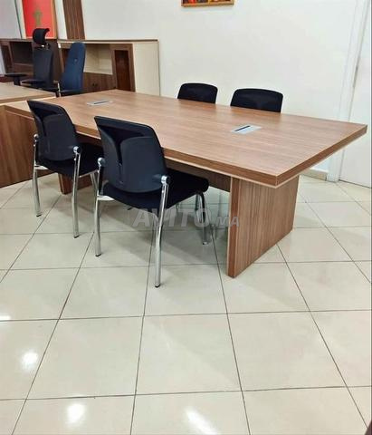 Tables de réunion modernes - 2