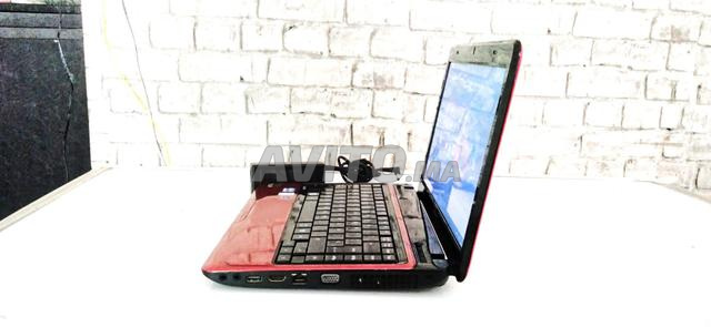 PC Toshiba i5 250/4Go nvidia 14p excellent état