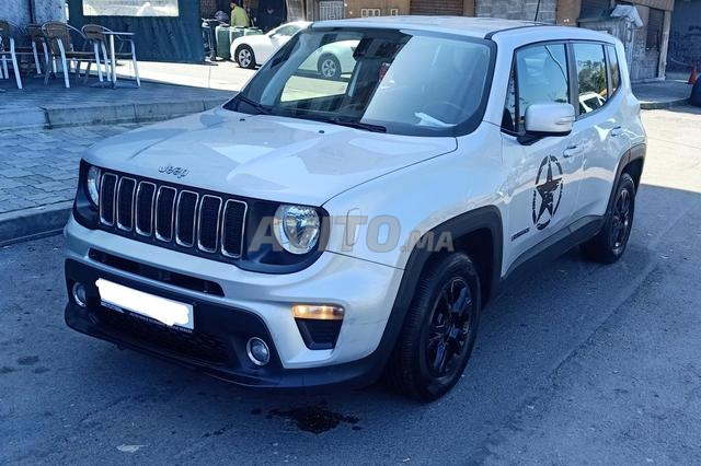 Renegade 2022 automatique 1er propriétaire - 2