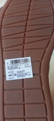 حذاء رياضي للبنات من الجلد من كلاركس - 2