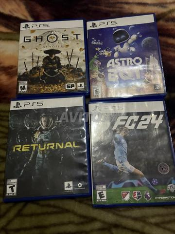 PlayStation 5 slim 1tb et 4 jeux ps5 - 2