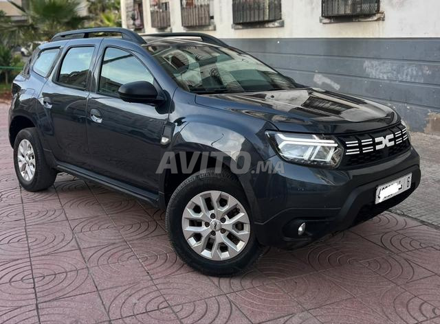 Duster 2023 automatique. 90000km - 2