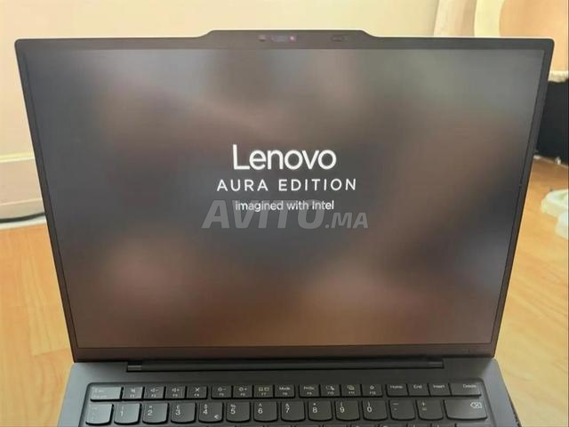 Lenovo X1 Carbon I7-12th Gen