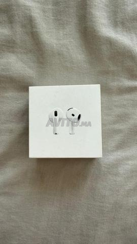 إيربودز 4 موديل 2026 جديدة مع علبها - 2