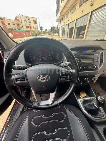 Creta modèle 2018 bien équipée - 2