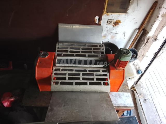 آلة فرد العجين للمعجنات فرنسا - 2