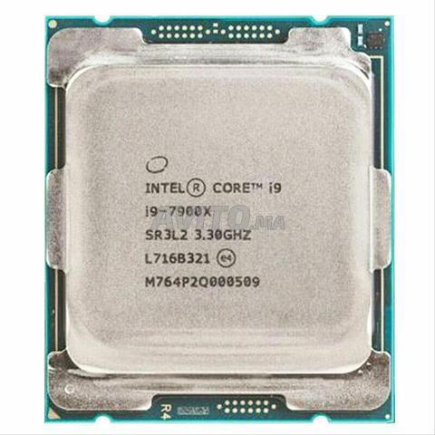 معالج إنتل كور i9 7900X 3.30 جيجاهرتز