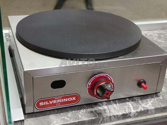 مقلاة فطائر للبيع بحالة جيدة ونظيفة - 2