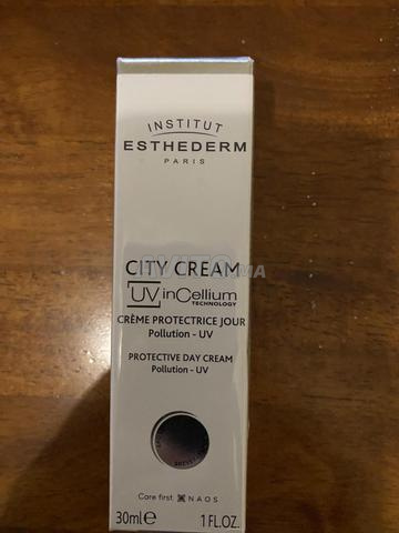 Vends soins du visage anti UV & anti taches - 2