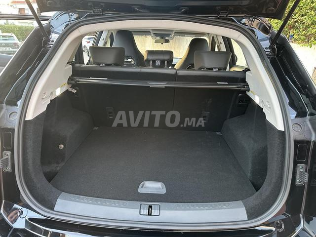 سيارة دفع رباعي جديدة تعمل بالبنزين - 2