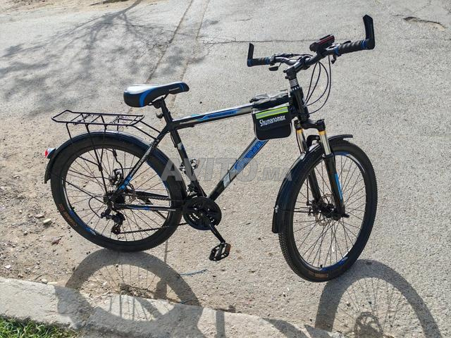 Vélo en aluminium pour longues distances en excellent état