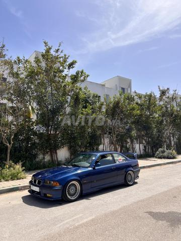BMW Série 3 Essence Manuelle 1997 à Dar Bouazza - 2
