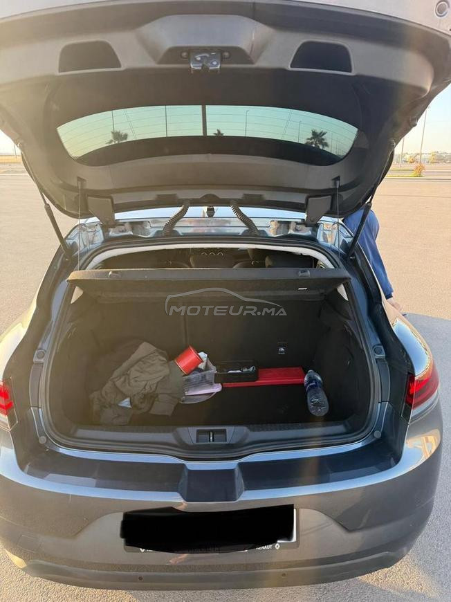 Renault Megane Diesel Automatique 2025 à Laâyoune