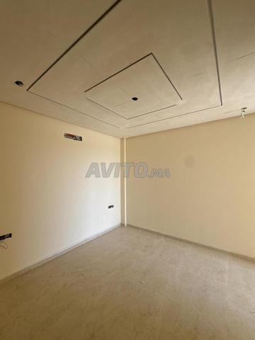 شقة واسعة 107 متر مربع بـ 3 غرف نوم - 2