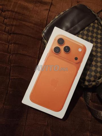 (iPhone 17 pro 256 orange U-Sim Jdid (California