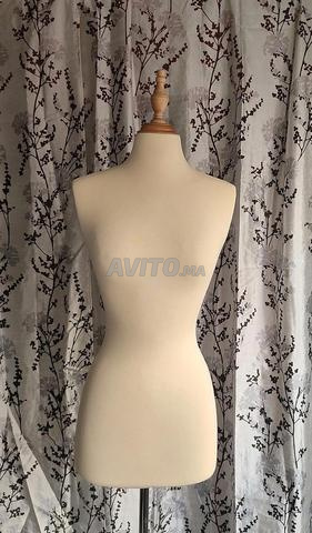 Mannequin femme - 2