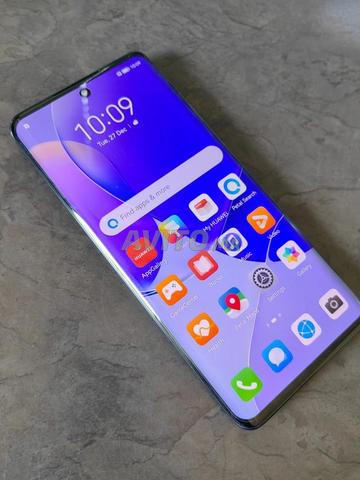Huawei Nova 9, descendez lire ci-dessous