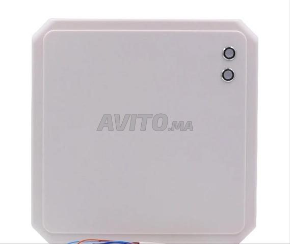 9 Lecteurs RFID UHF État Neuf