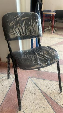 Chaise en tissu en promotion