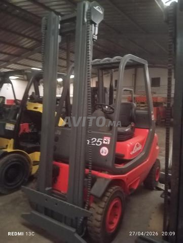 3 chariots élévateurs LINDE importés