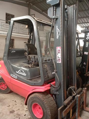 3 chariots élévateurs LINDE importés