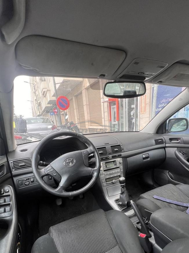 Toyota avensis 2008 excellent etat