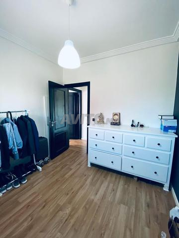 Appartement entièrement rénové & meublé avec gout - 2
