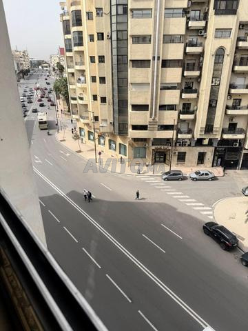 مكتب فاخر بمساحة 80 متر مربع - 2
