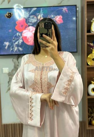 قفطان بتصميم مثالي للمناسبات والأفراح 🎊