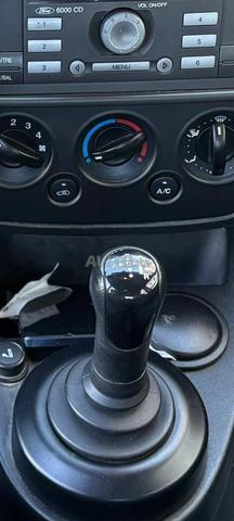 فورد فييستا بنزين أوتوماتيك - 2