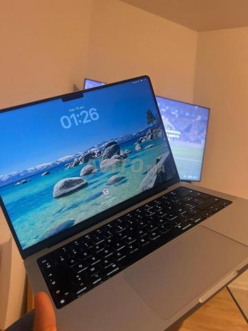 MacBook Pro M2 Pro (2023) Officiel